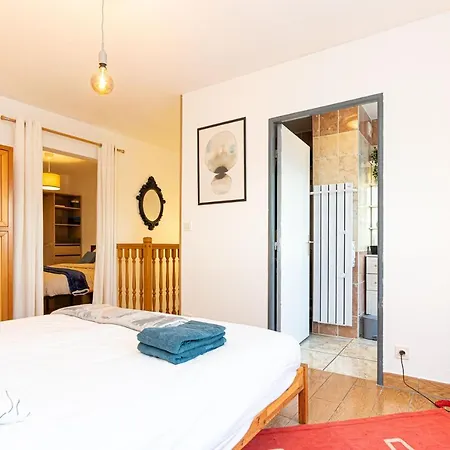 * * Le Duplex Des Cigognes * * *